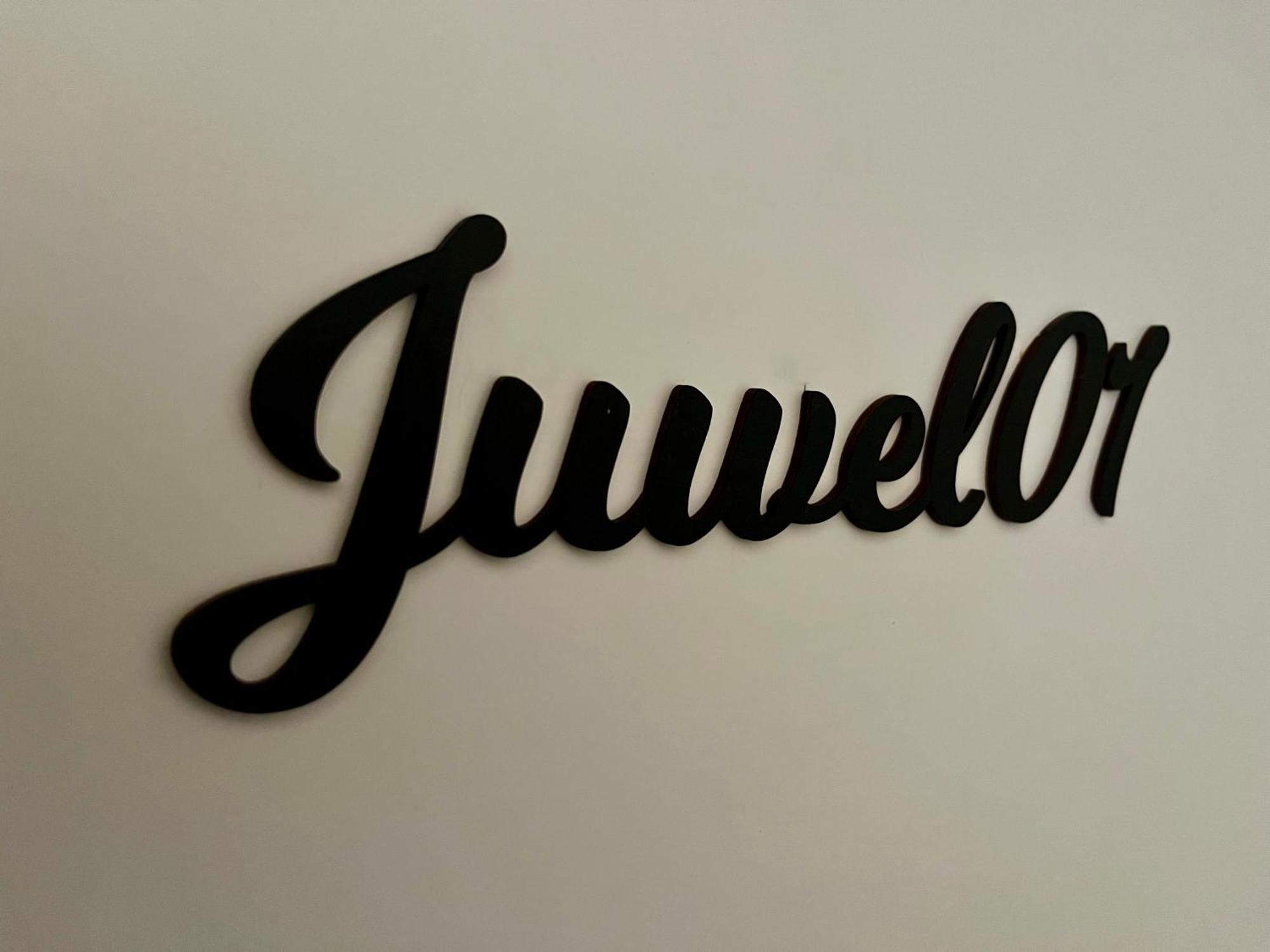 Отель Juwel 01 Трибен Экстерьер фото